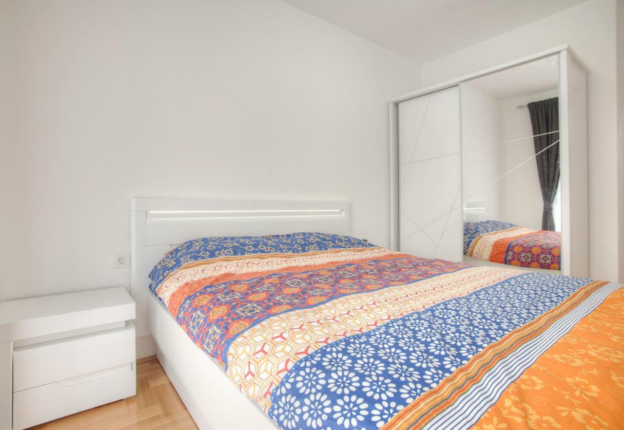 Apartman 104 Будва Екстериор снимка